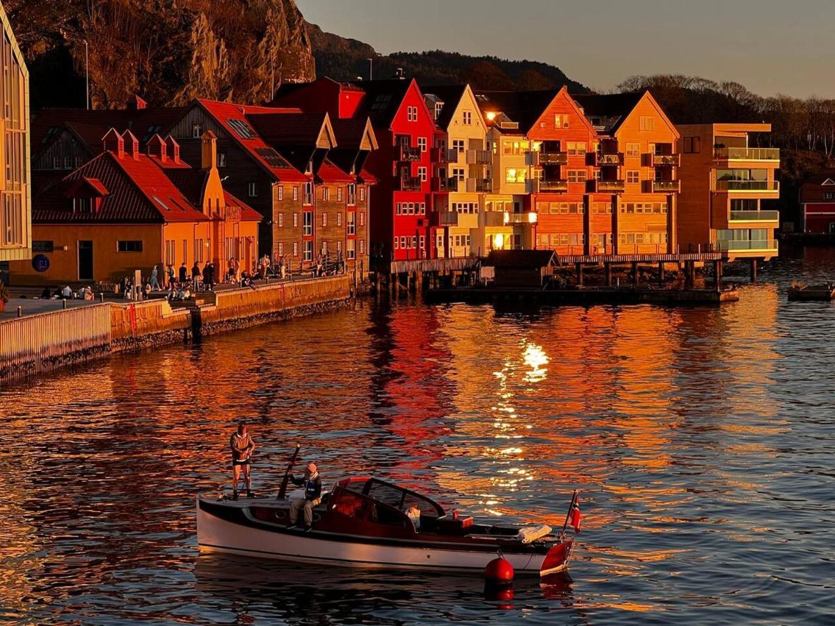 Central Seafront Apartments With Parking And Self Check-In! Bergen Exteriör bild